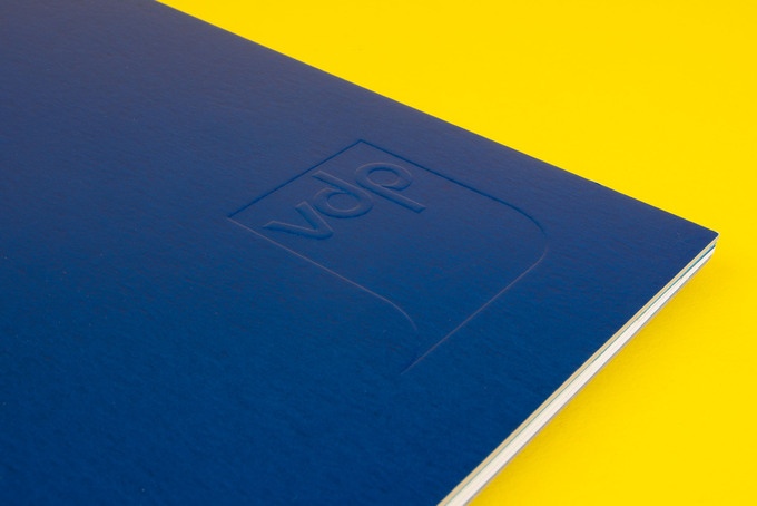 Blindprägung auf Papier