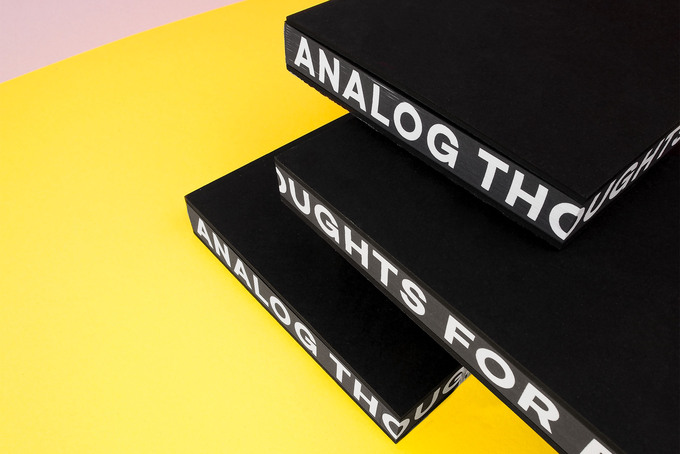 Umlaufenden Seiten bedruckt bei einem Buch