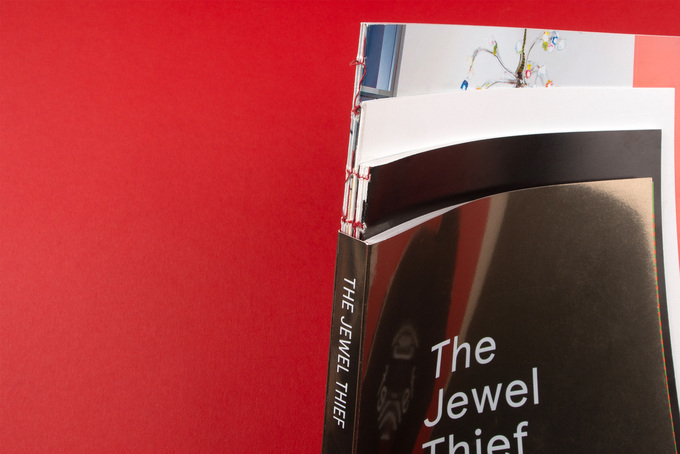 Schweizer Broschur als offene Fadenheftung