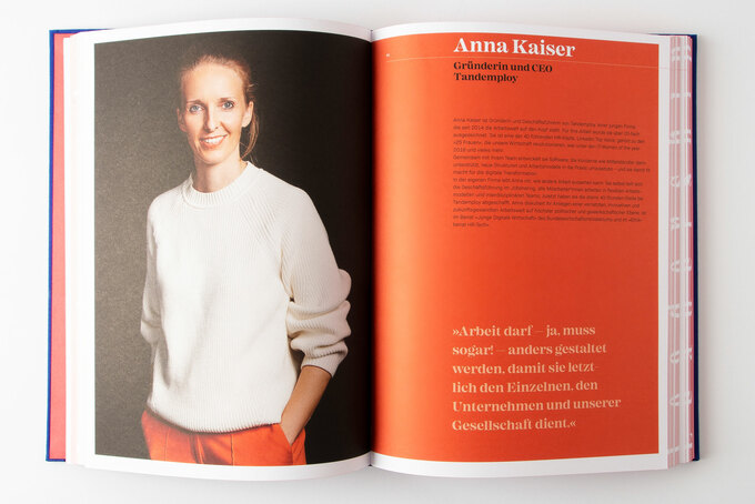 offenes Buch gedruckt auf Soporset Naturpapier