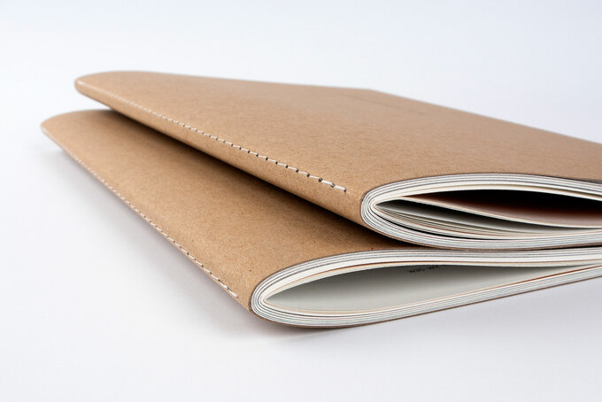 Steppstichheftung mit weißem Garn