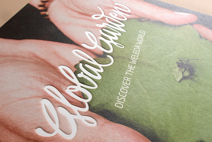 Heißfolienprägung weiß Titel Buch