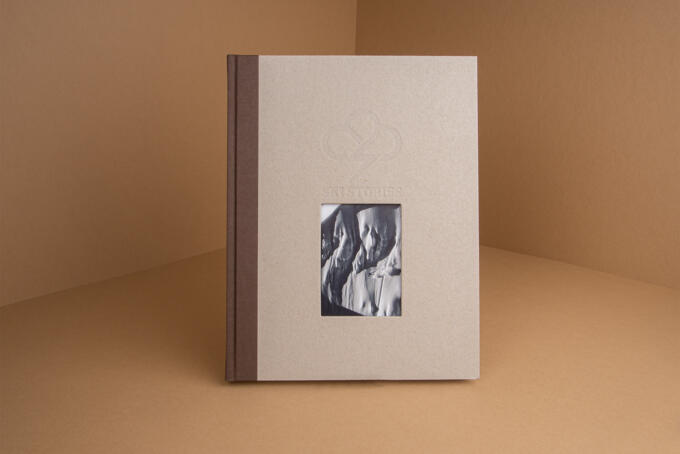 Pappband mit Buchdecken aus Graupappe